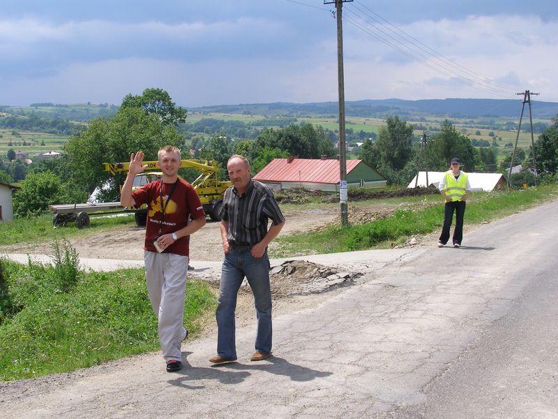 5 lipca 08. Wyscig kolarski Solidarnosci i Olimpijczykow oraz kibice._06.JPG